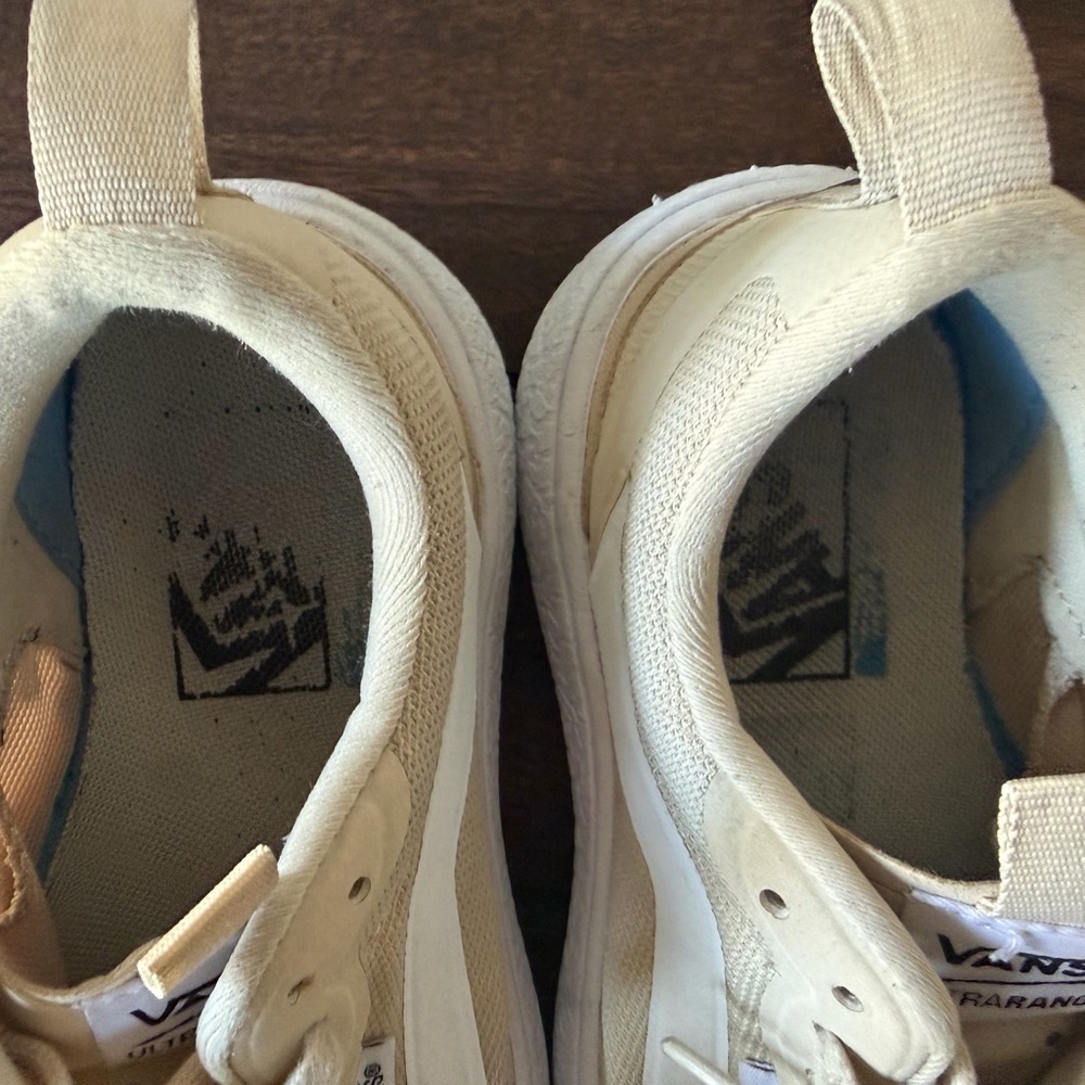 Vans Cream and White Casual Sneakers - Picture 4 of 8